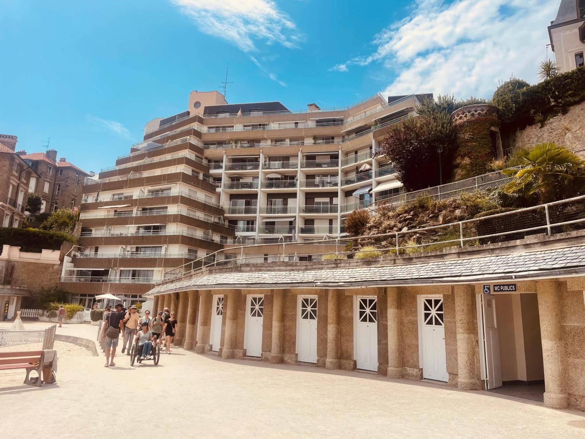 Residence Le Crystal Dinard Plage Exterior foto